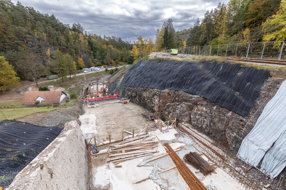 Betonáž skluzu a vývaru_říjen 2023
