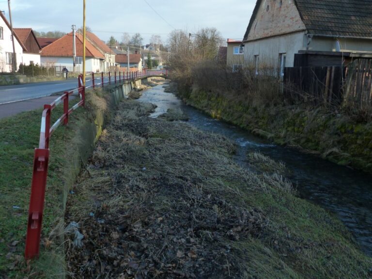 Čištění drobných toků v provozu Valašské Meziříčí